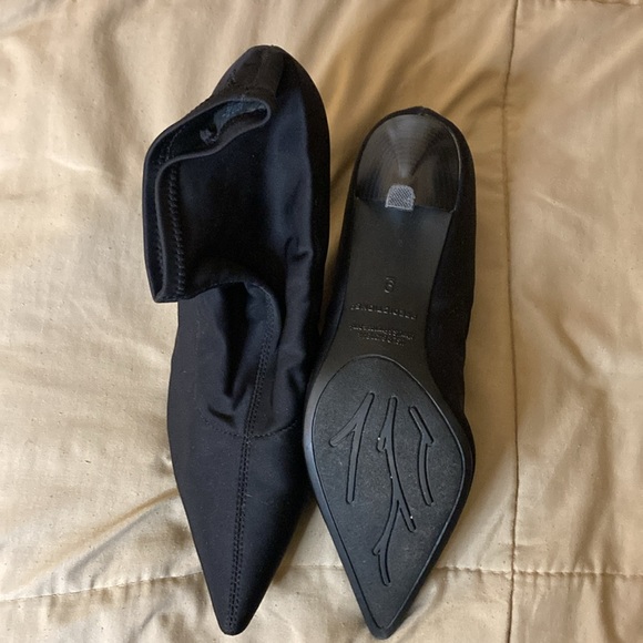 💛NWOT Predictions Black booties 9 - Picture 4 of 6